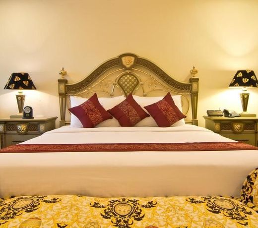 LK Royal Suite
