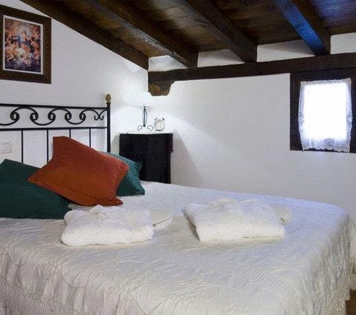 La Casa de los Soportales
