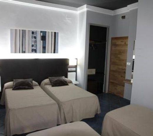 Hostal Plaza Ruiz