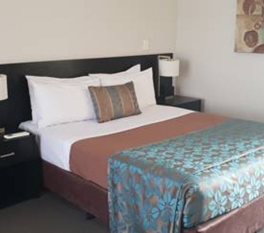 Royal Motel Miles