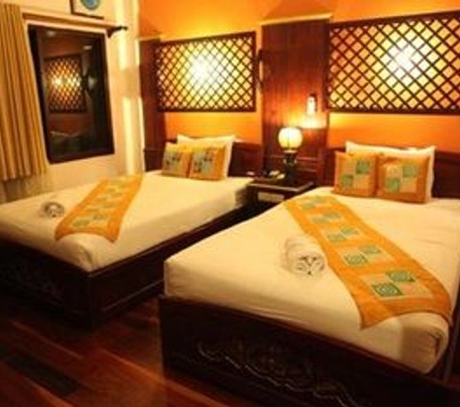 E-Outfitting Vang Thong Hotel