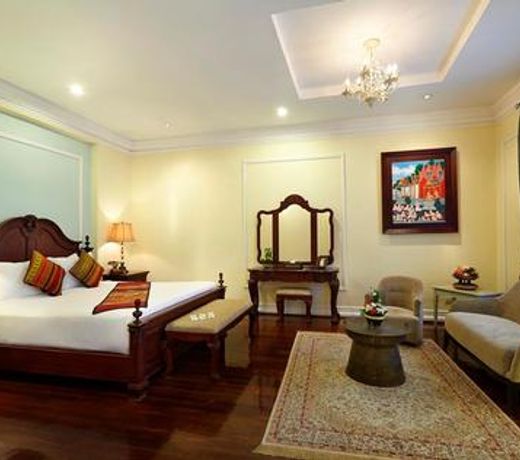 Villa Santi Hotel