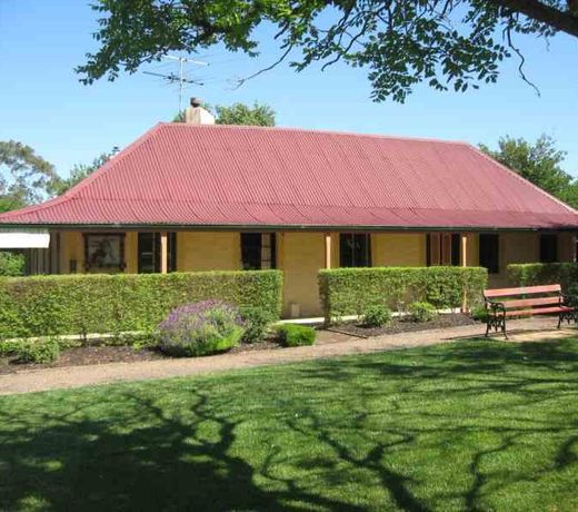 Goat Square Cottages