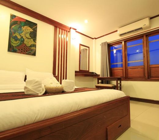 Lao Silk Hotel