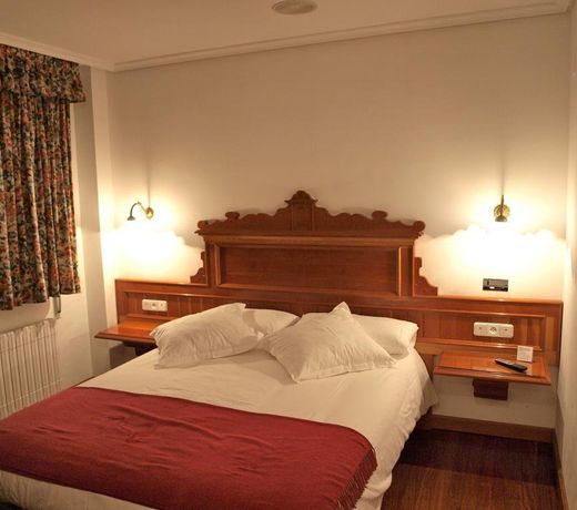 Hotel El Jisu