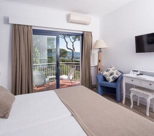 Hotel Garbi