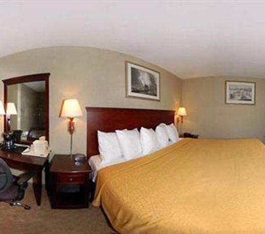 QUALITY INN JAMAICA AIRTRAIN