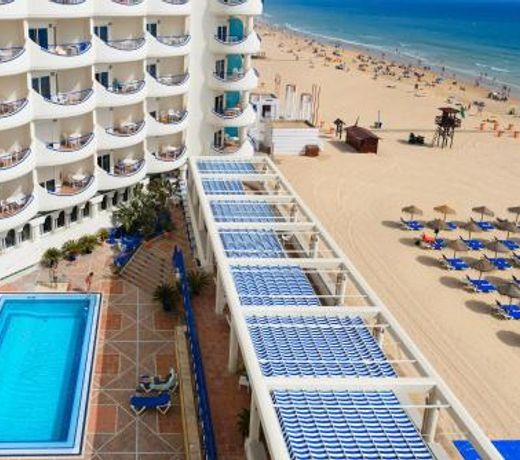 Hotel Playa Victoria