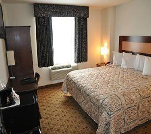 Super 8 by Wyndham Brooklyn / Park Slope Hotel