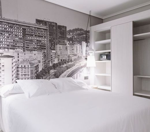 Hotel Abando