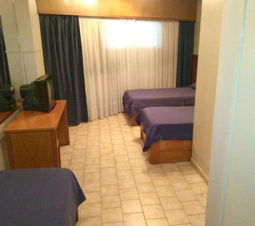 HOTEL ROYAL