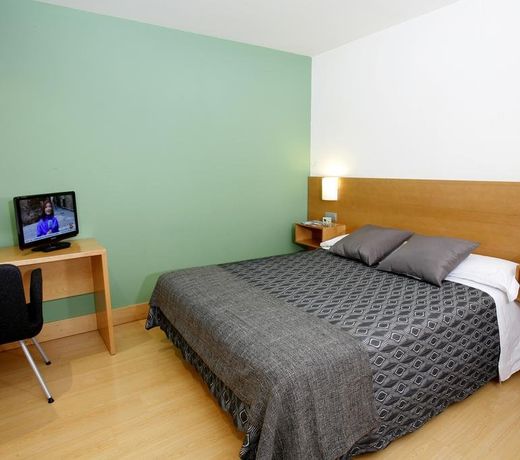 Hotel Bilbao Jardines