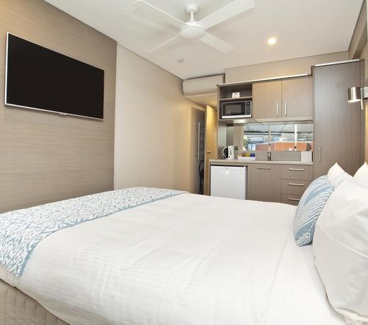 Manly Paradise Motel & Apartments