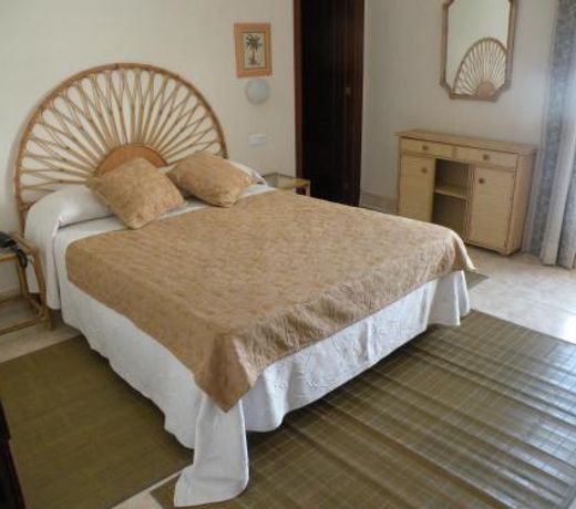 Hotel Rompeolas