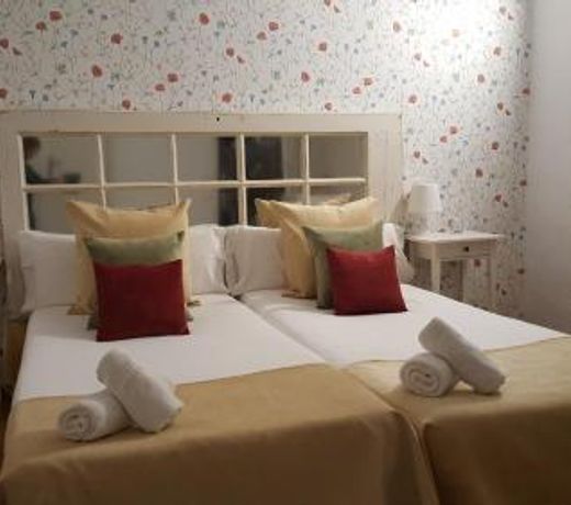 Petit Hotel