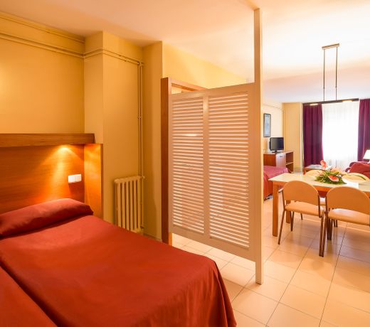 Aparthotel Bertrán