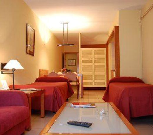 Aparthotel Bertrán