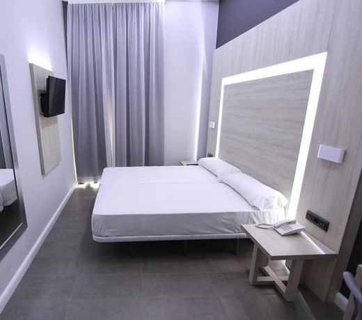 Plaza Goya Rooms