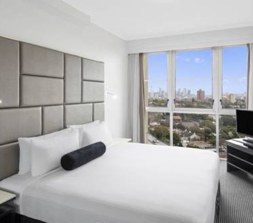 Meriton Suites Bondi Junction