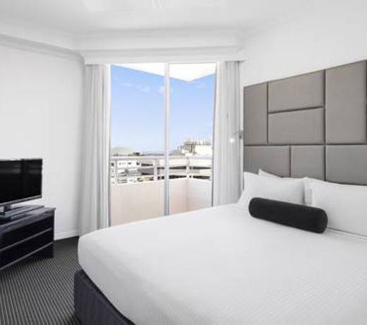 Meriton Suites Bondi Junction