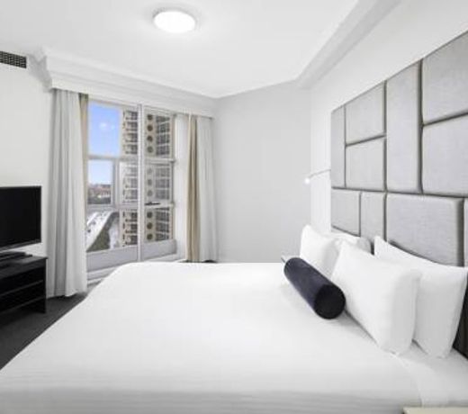 Meriton Suites Bondi Junction