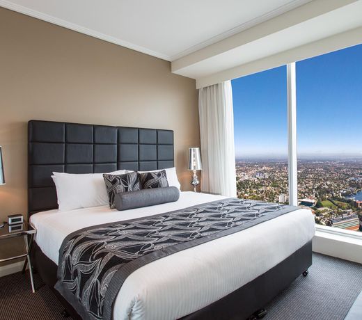 Meriton Suites World Tower, Sydney