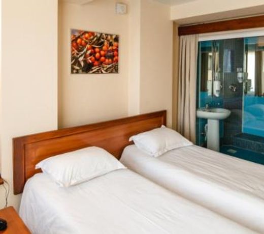 Discovery Hotel