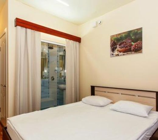 Discovery Hotel