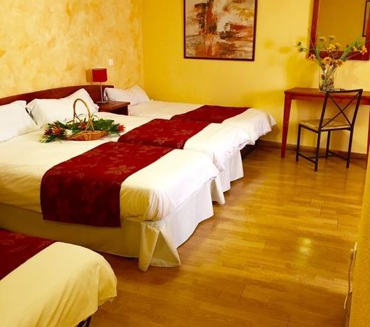 Hostal Restaurante Puerta del Alcázar