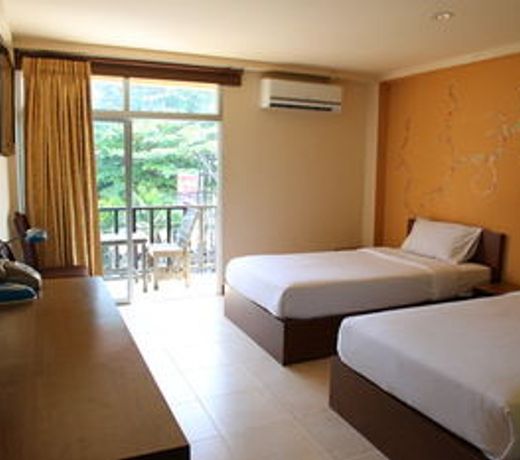Opal House Hotel & Restaurant