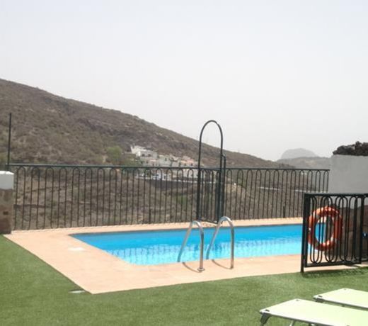 Casa Cueva Las Margaritas