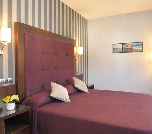 On Aleta Room