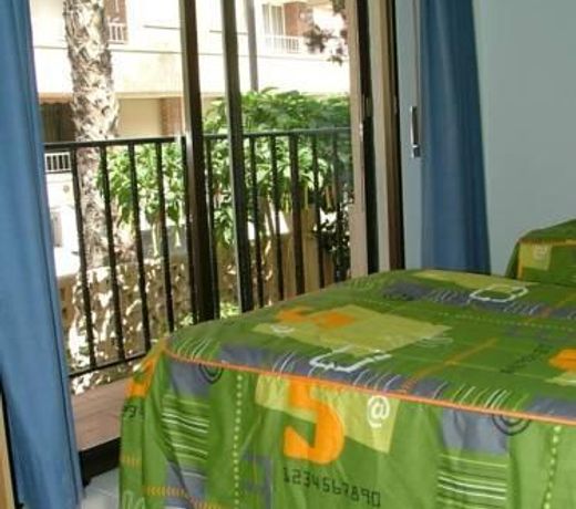 Hostal Tropical