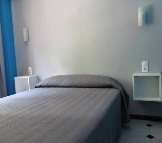 Hostal Tropical