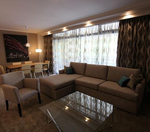 GRAND MERCURE PINNACLE APARTMENTS DARLING HARBOUR