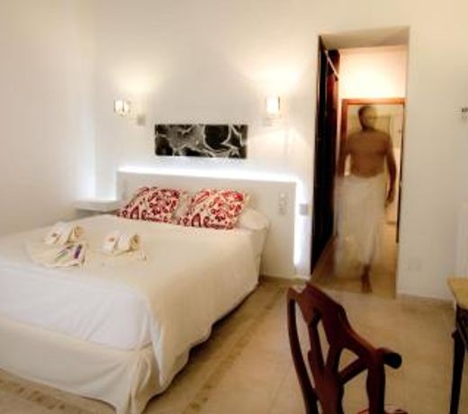Algaida Suites By Eurotels