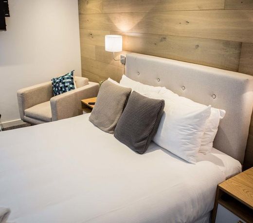 Crown Hotel Surry Hills