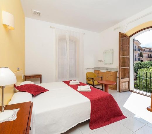 Fonda Llabres Boutique Hotel