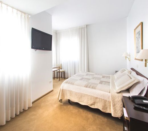 Gran Hotel Dora