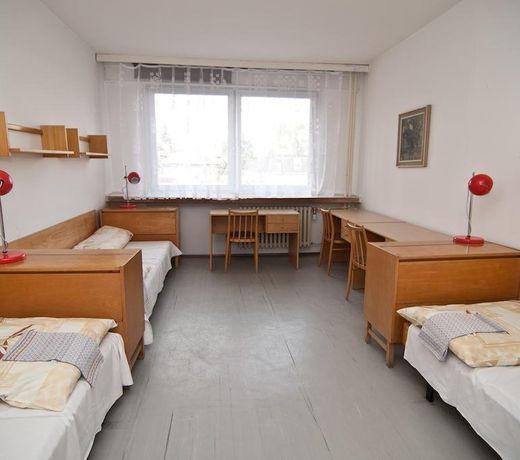 Domov mladele a Å¡kolnÃ­ jÃ­delna Karlovy Vary