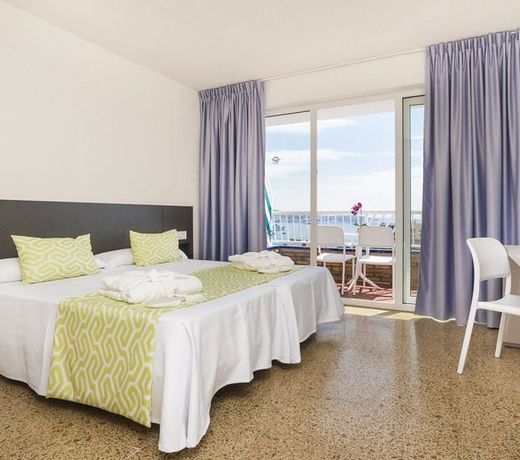 Cooks Club Calvia Beach - Adults Only