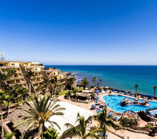 Apartamentos BlueBay Beach Club