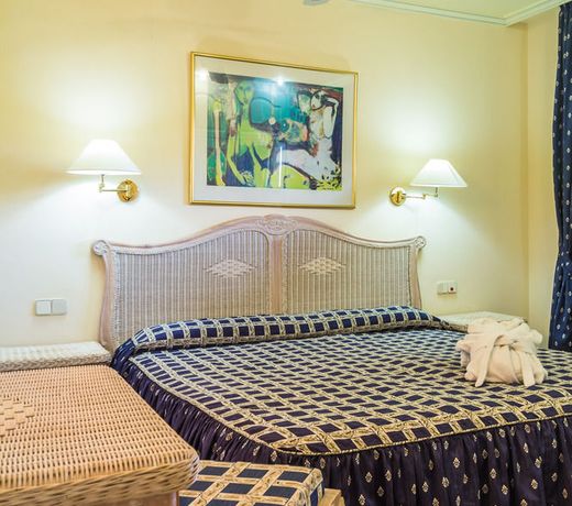 Apartamentos BlueBay Beach Club