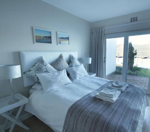 Laguna Grove Holiday Rentals