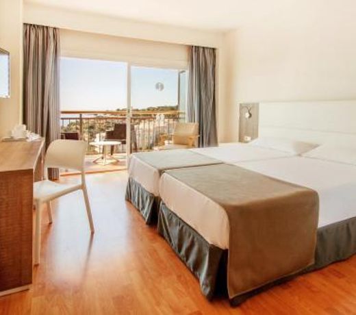 Globales Cala Viñas Adults Only 16+