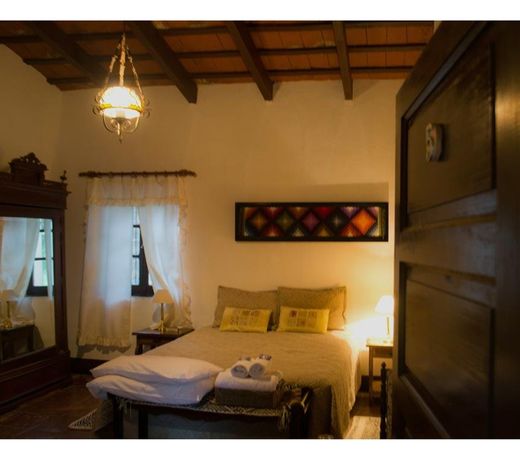 LA CASONA DE MOLDES