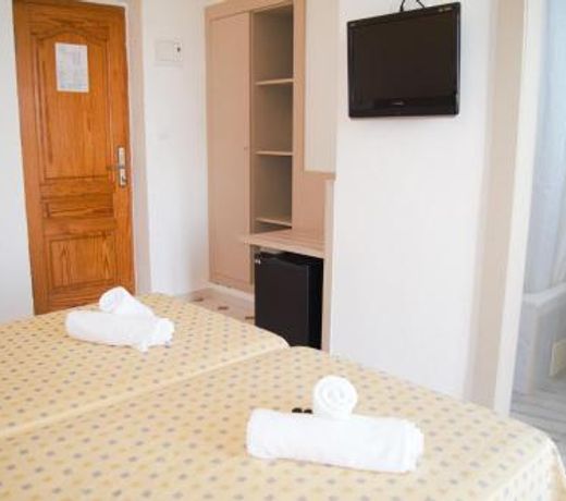 Hotel Roca Bella