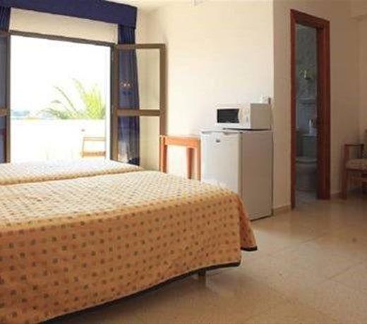 Hotel Roca Bella