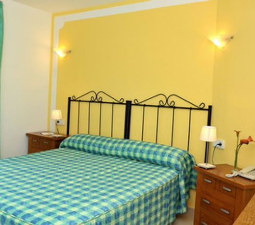 Hostal Rosales