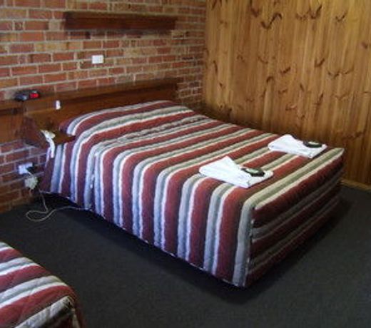 Diamond House Heritage Restaurant and Motor Inn